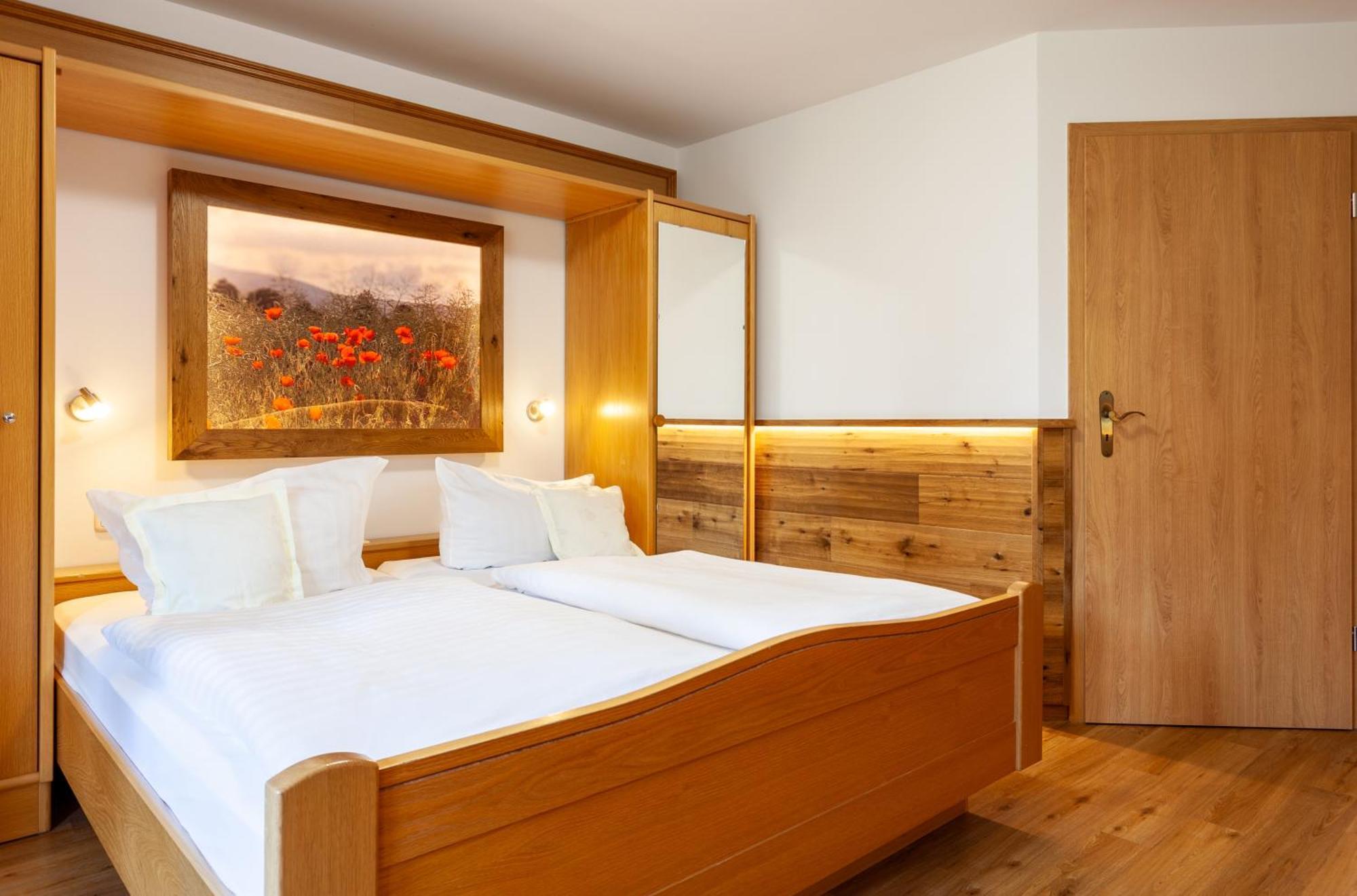 Hotel Sauerlaender Hof Віллінген Екстер'єр фото